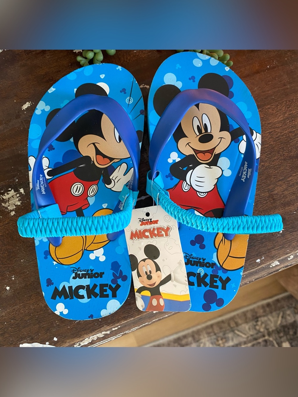 NWT Disney Junior Mickey Mouse flip flop sandals